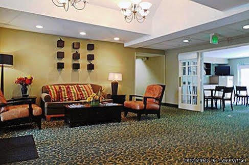 Extended America Select - Charleston - Airport 2*